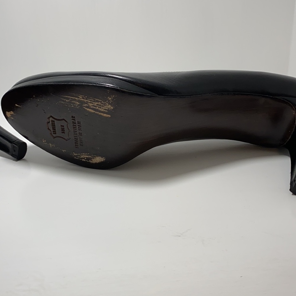 Stuart Weitzman Leather Platform Pump. - image 7